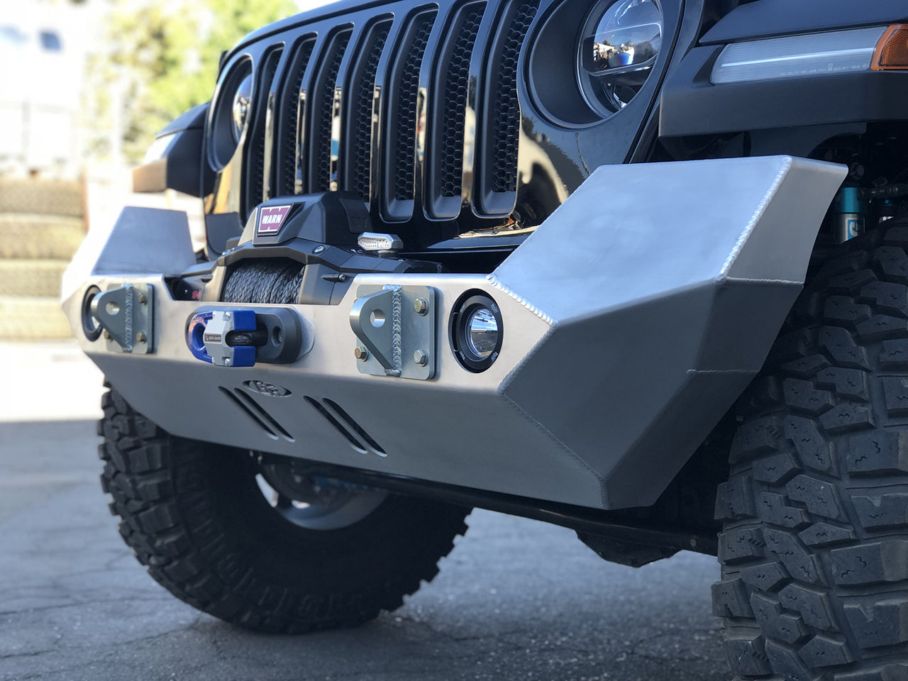 
                  
                    Jeep Wragler JL and JT Full Width Front Bumper Aluminum 2019-2020 Jeep Wrangler JL and 2020-Current Jeep Gladiator JT GenRight
                  
                